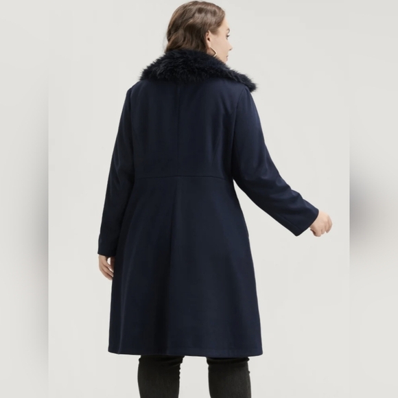 NWT BloomChic Single Breasted Fuzzy Trim Pea Coat Size 18-20 / 2X - Picture 10 of 10